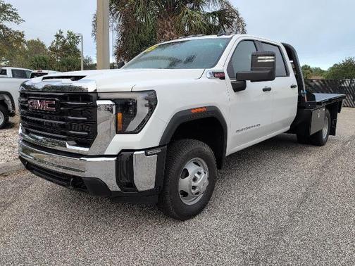 2025 GMC Sierra 3500 Base