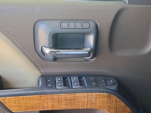 Pepperdust Metallic 2017 GMC Sierra 2500 SLT