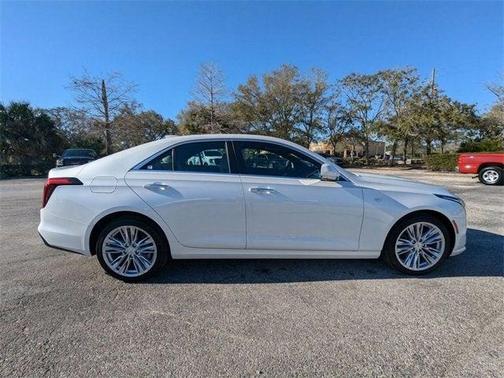 2025 Cadillac CT4 Premium Luxury