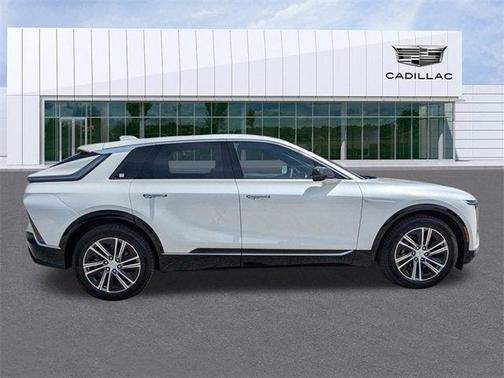 2025 Cadillac LYRIQ Luxury w/1SC