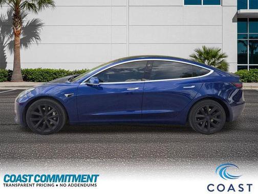 Deep Blue Metallic 2019 Tesla Model 3 Long Range