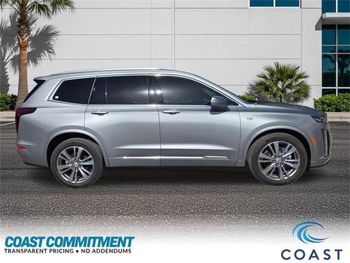 2025 Cadillac XT6 Premium Luxury FWD