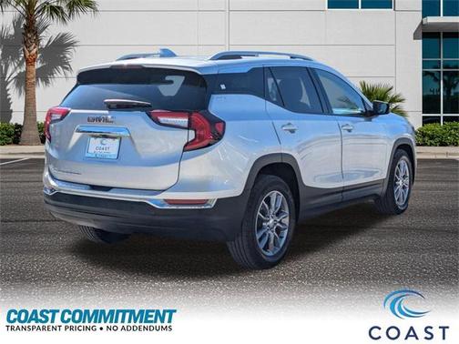 2022 GMC Terrain SLT