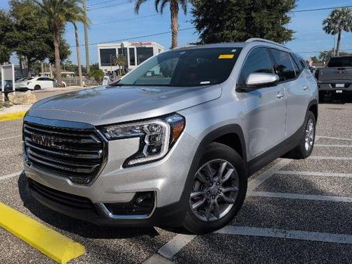 2022 GMC Terrain SLT