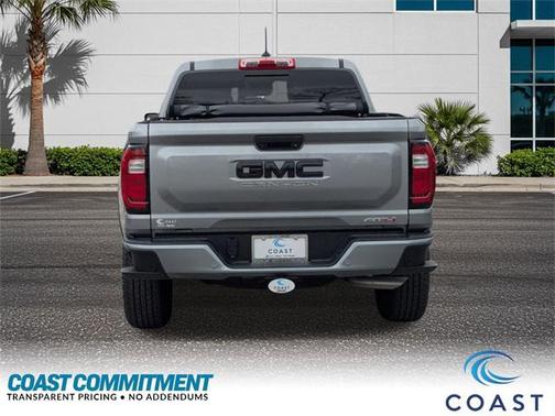 2023 GMC Canyon Base