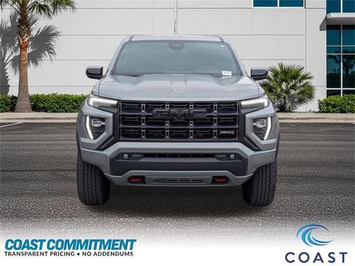 2023 GMC Canyon Base