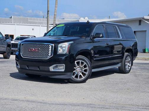 Onyx Black 2017 GMC Yukon XL Denali