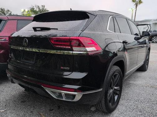 2022 Volkswagen Atlas Cross Sport 3.6L V6 SEL R-Line