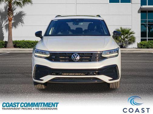Pure White 2022 Volkswagen Tiguan 2.0T SE R-Line Black