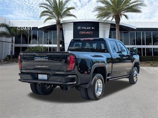 2025 GMC Sierra 3500 Denali