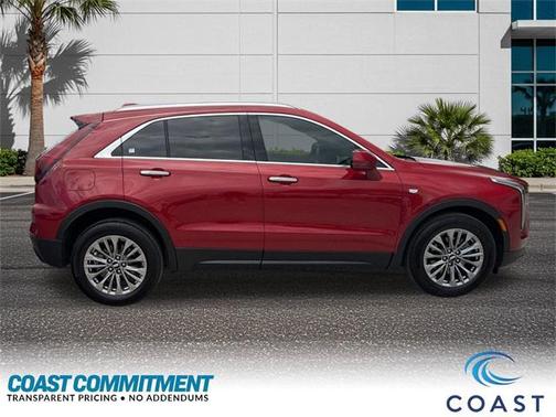 2024 Cadillac XT4 Premium Luxury