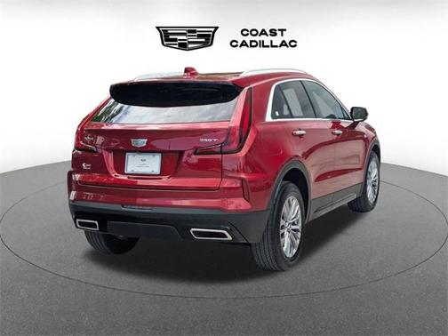 2024 Cadillac XT4 Premium Luxury