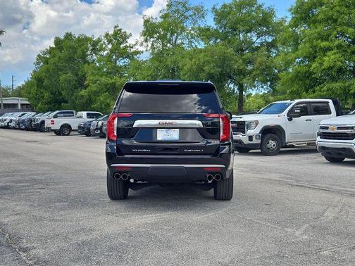 Onyx Black 2024 GMC Yukon Denali