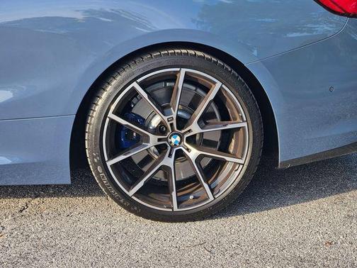 Barcelona Blue Metallic 2022 BMW 840 i