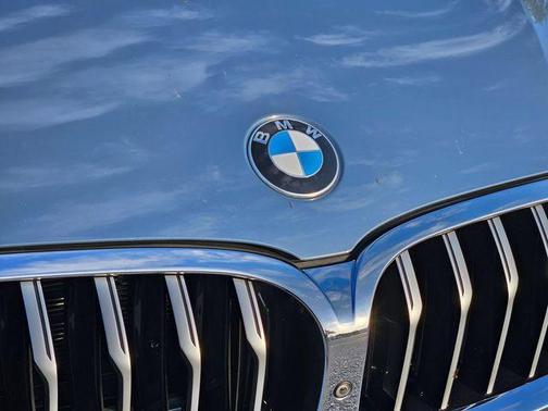 Barcelona Blue Metallic 2022 BMW 840 i