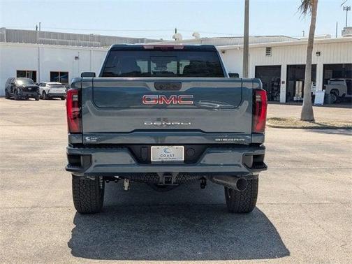 2025 GMC Sierra 2500 Denali