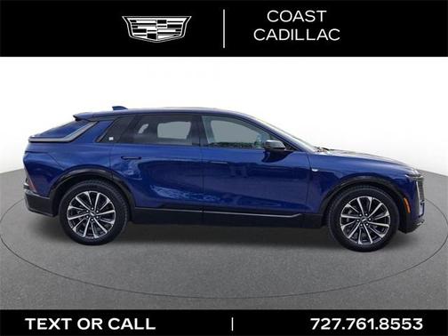 2025 Cadillac LYRIQ Sport