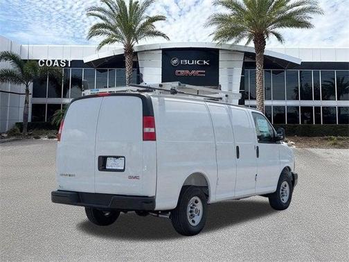2025 GMC Savana 2500 Work Van