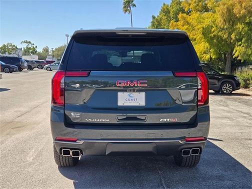2026 GMC Yukon XL 4WD AT4