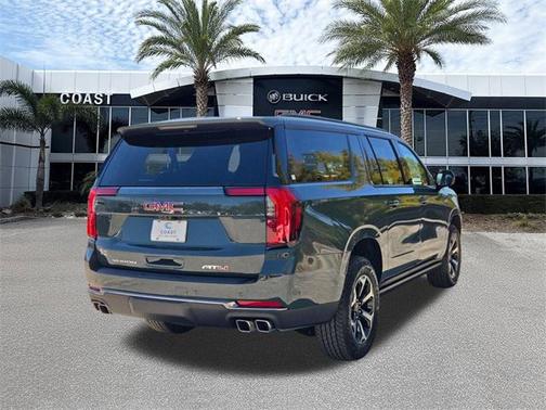 2026 GMC Yukon XL 4WD AT4