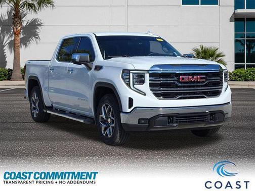 Summit White 2023 GMC Sierra 1500 SLT