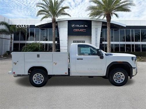 2025 GMC Sierra 3500 Base