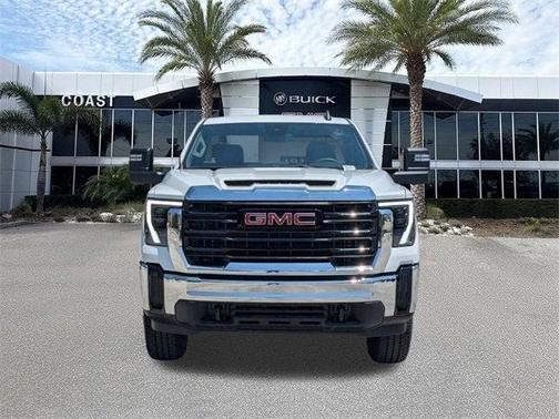 2025 GMC Sierra 3500 Base