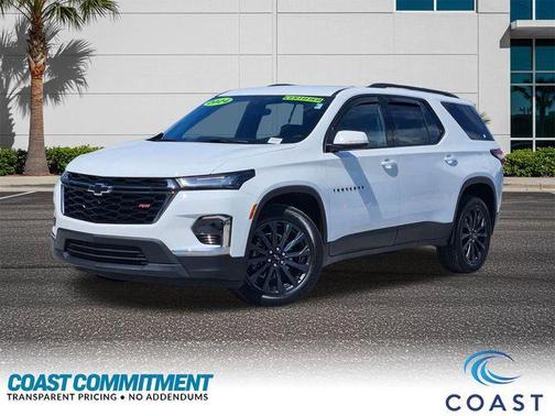 Summit White 2024 Chevrolet Traverse RS