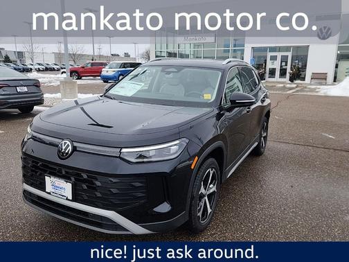 Black Pearl 2026 Volkswagen Tiguan 2.0T SE 4MOTION