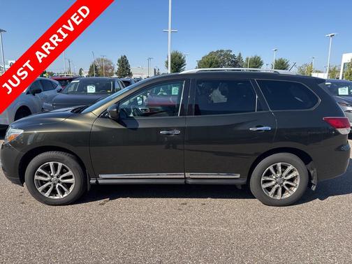 2015 Nissan Pathfinder SL