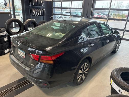 2022 Nissan Altima 2.5 SL