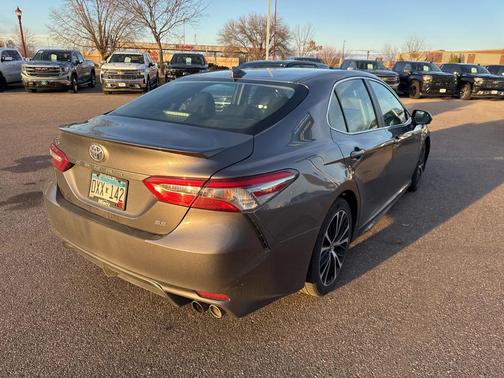 2019 Toyota Camry SE