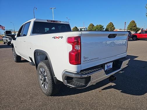 2026 Chevrolet Silverado 3500 LT