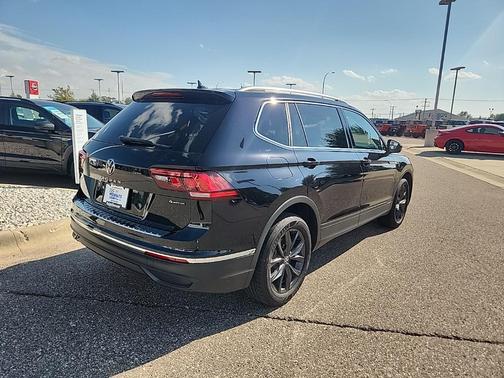 2022 Volkswagen Tiguan 2.0T SE 4MOTION