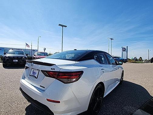 2022 Nissan Sentra SR