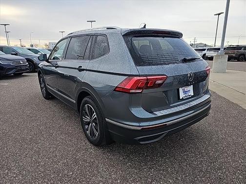 2024 Volkswagen Tiguan 2.0T Wolfsburg Edition
