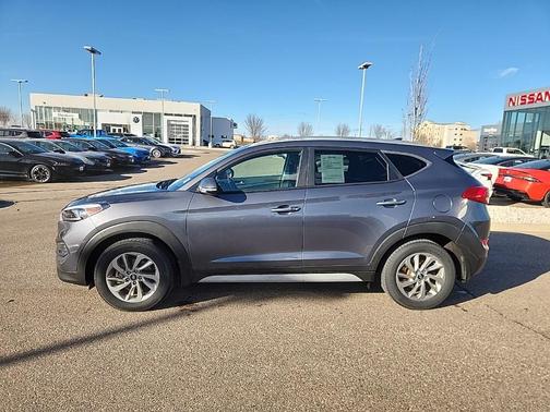 2017 Hyundai TUCSON SE Plus