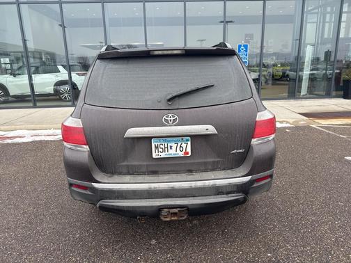 2013 Toyota Highlander SE