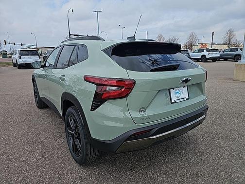 Green 2026 Chevrolet Trax FWD ACTIV