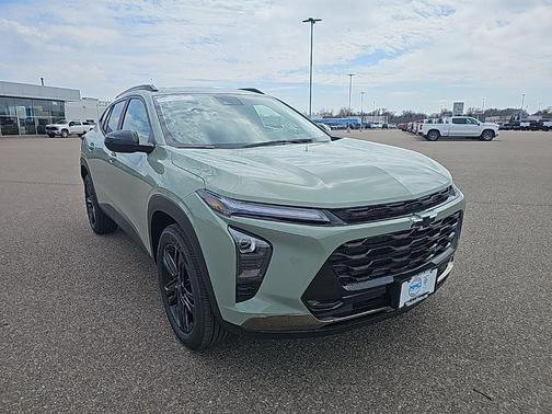 Green 2026 Chevrolet Trax FWD ACTIV