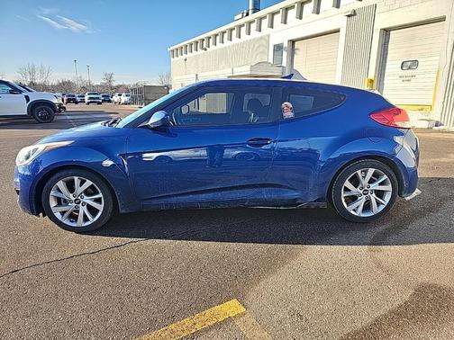 2016 Hyundai Veloster Base