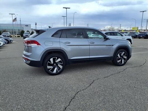 2024 Volkswagen Atlas Cross Sport 2.0T SE w/Technology 4MOTION