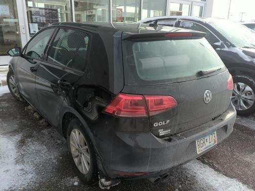 2017 Volkswagen Golf TSI S 4-Door