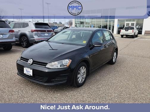 2017 Volkswagen Golf TSI S 4-Door