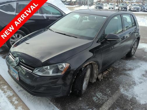 2017 Volkswagen Golf TSI S 4-Door