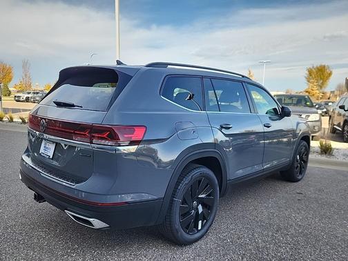 2026 Volkswagen Atlas 2.0T SE w/Technology 4MOTION