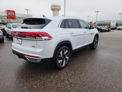 2026 Volkswagen Atlas Cross Sport 2.0T SEL