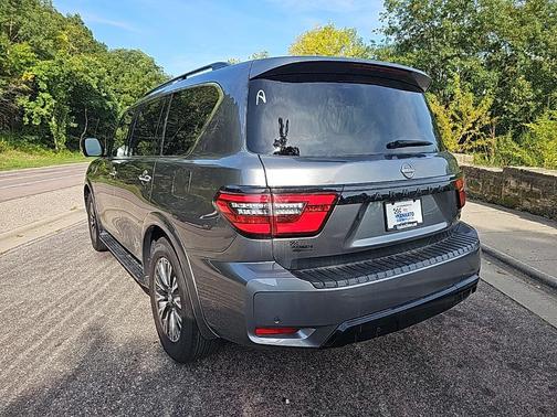 2023 Nissan Armada SL 4WD