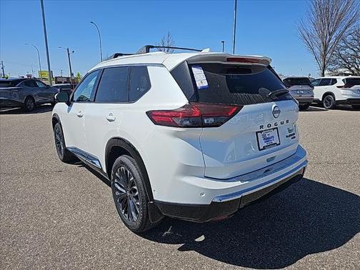 2025 Nissan Rogue Platinum