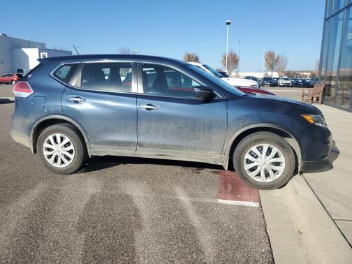 2015 Nissan Rogue S